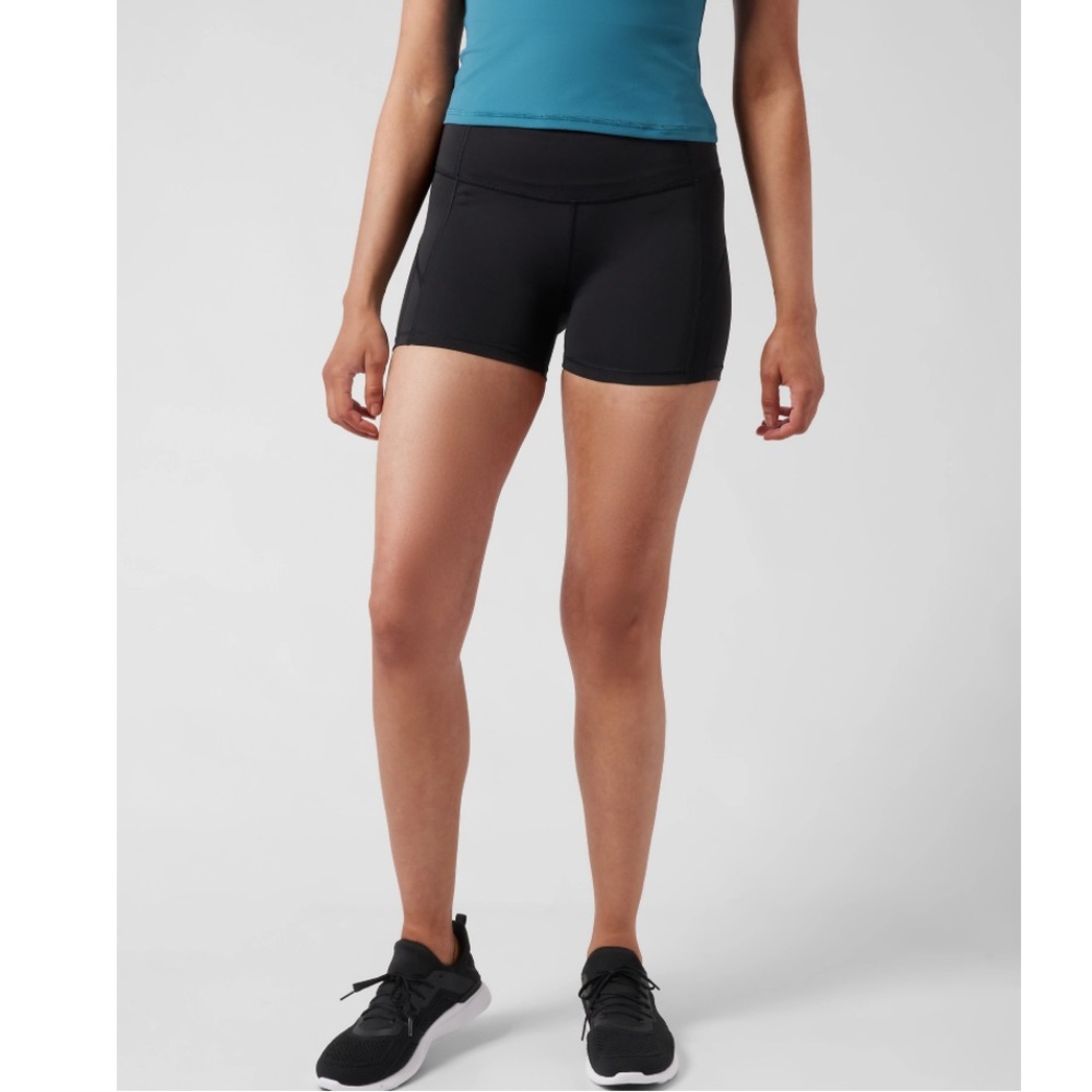 Athleta Ultimate High Rise Shortie